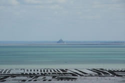 Parc à Huitres à Cancale en Baie du Mont St Michel 
